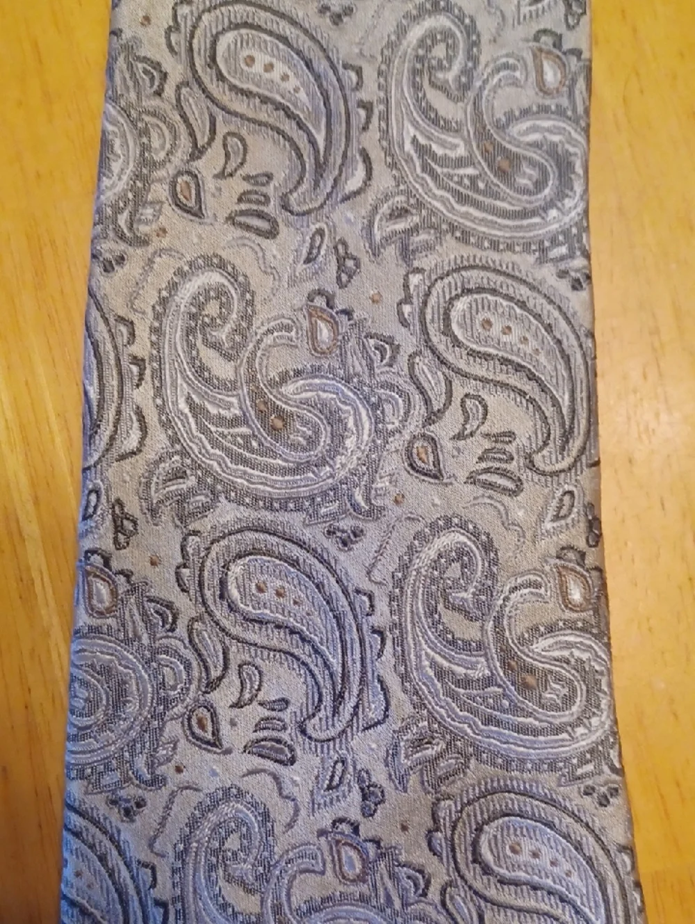 Geoffrey Beene Set Of 2 100% Silk Neck Ties